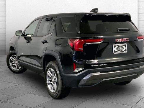 Used 2026 GMC Terrain Elevation FWD image 11