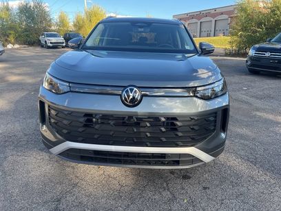 New 2026 Volkswagen Tiguan SE