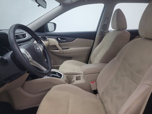 Used 2016 Nissan Rogue S FWD image 17