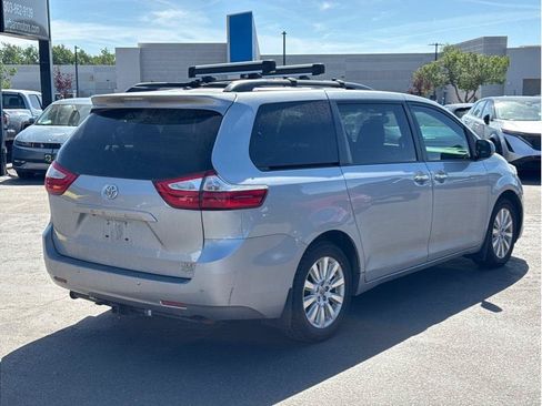 Used 2015 Toyota Sienna XLE w/ XLE Navigation Package AWD/4WD image 3
