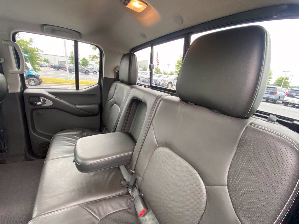 Used 2020 Nissan Frontier PRO-4X w/ Pro-4x Utility Package AWD/4WD image 25