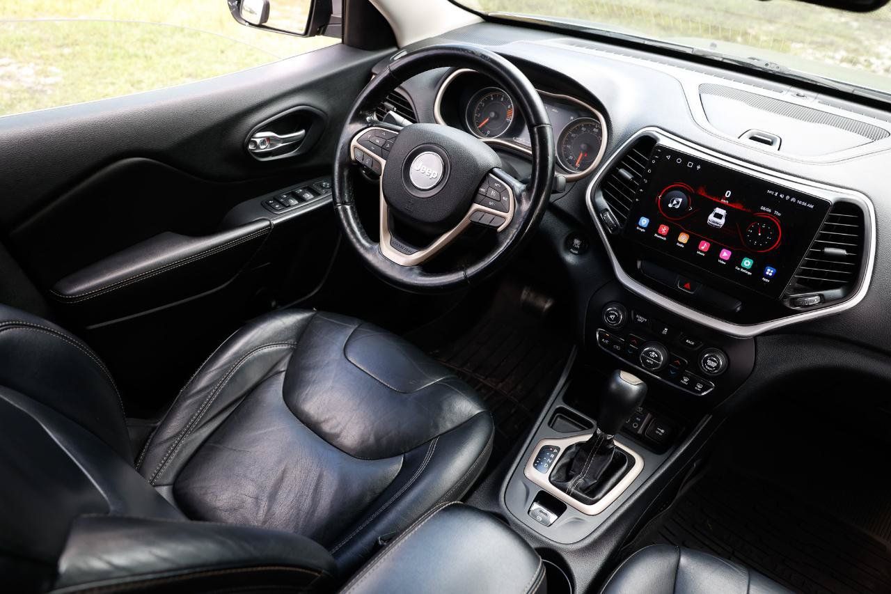 Used 2016 Jeep Cherokee Limited FWD image 20