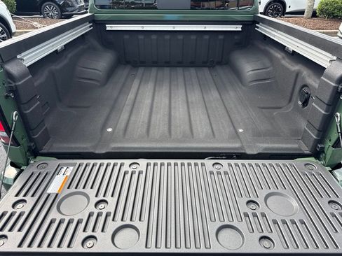 New 2026 Nissan Frontier SV w/ SV Convenience Package RWD image 7