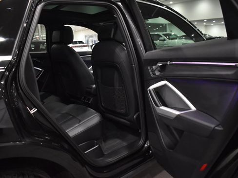 Used 2022 Audi Q3 2.0T Premium Plus w/ Premium Plus Package image 27