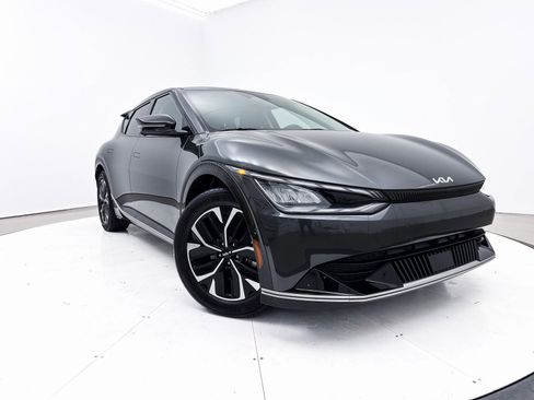 Used 2023 Kia EV6 Wind w/ Wind Technology Package image 7