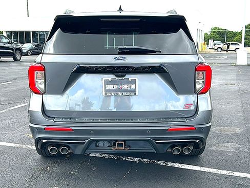 Used 2022 Ford Explorer ST w/ Equipment Group 401A RWD image 7