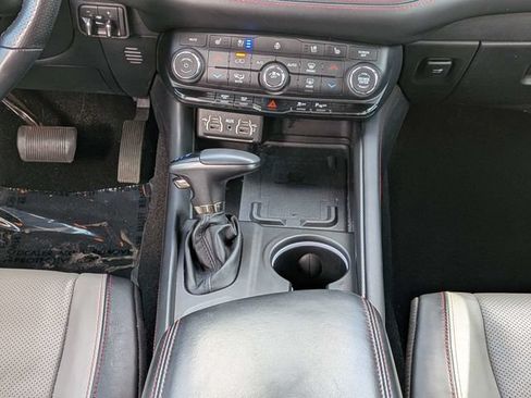 Used 2024 Dodge Durango R/T RWD image 19