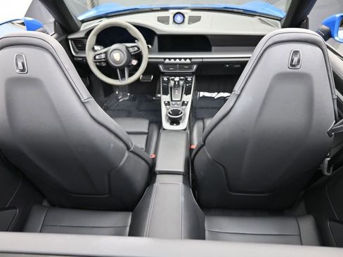 Certified 2025 Porsche 911 Carrera image 12