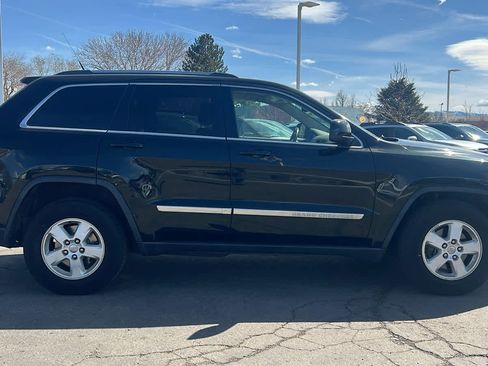 Used 2012 Jeep Grand Cherokee Laredo w/ Laredo E Group image 4