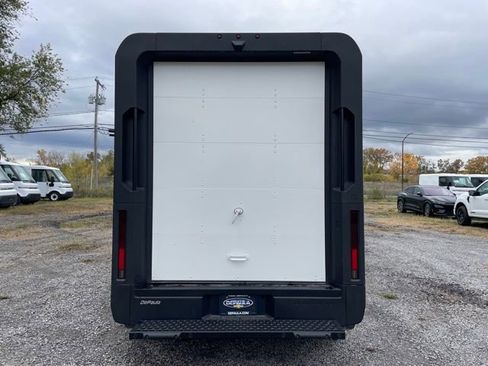 New 2025 Chevrolet Brightdrop 400 w/ Battery Pack, Max Range image 15