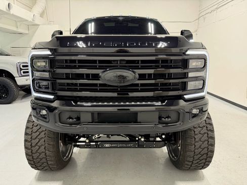 Used 2024 Ford F350 Platinum image 34