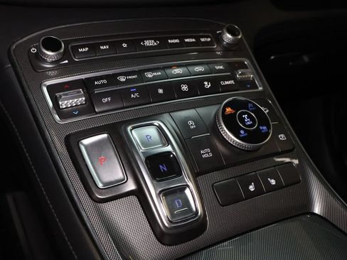 Used 2023 Hyundai Santa Fe SEL w/ Premium Package AWD/4WD image 32