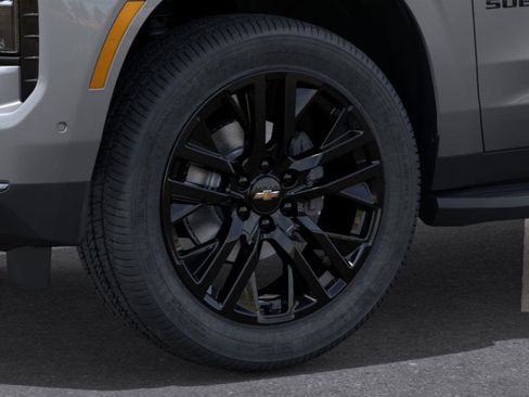 New 2026 Chevrolet Suburban Premier image 31