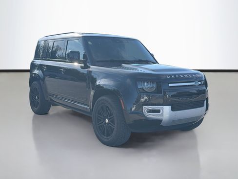 Used 2022 Land Rover Defender 110 XS Edition AWD/4WD image 7