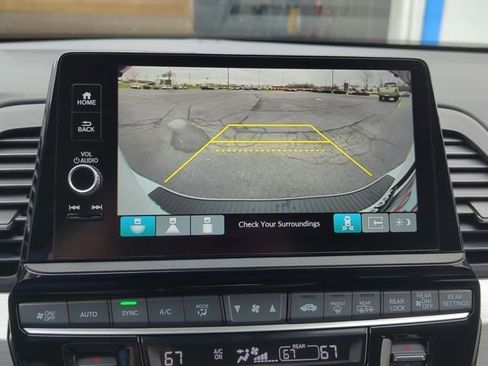 New 2026 Honda Odyssey Touring image 20