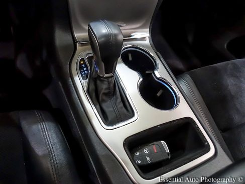 Used 2017 Jeep Grand Cherokee Altitude image 25