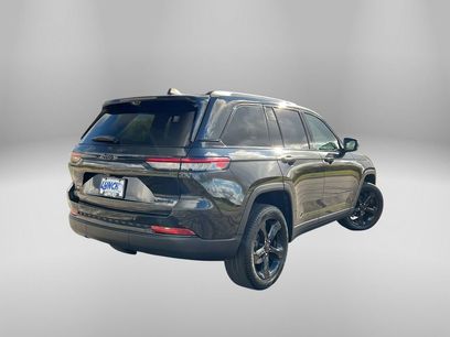 Used 2024 Jeep Grand Cherokee Limited w/ Luxury Tech Group II