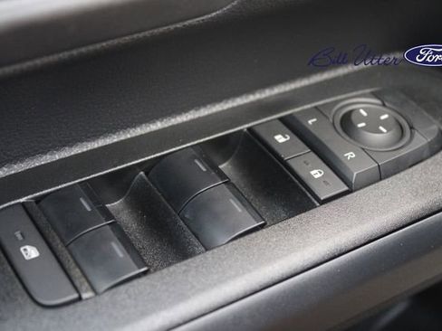 Used 2025 Toyota 4Runner TRD Off-Road image 21