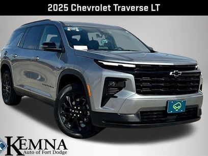 Used 2025 Chevrolet Traverse LT w/ Midnight/Sport Edition