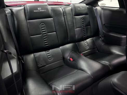 Used 2006 Ford Mustang GT Premium image 38