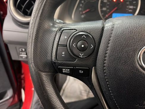 Used 2014 Toyota RAV4 LE image 19