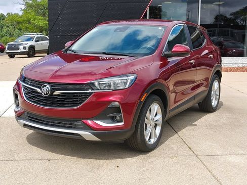 Used 2023 Buick Encore GX Preferred w/ Cold Weather Comfort Package FWD image 1