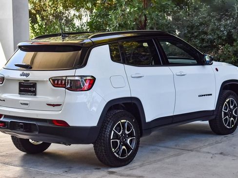 New 2026 Jeep Compass Trailhawk image 6