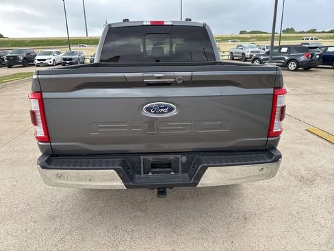 Used 2023 Ford F150 Lariat w/ Trailer Tow Package image 9