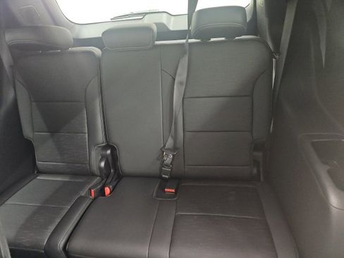 Used 2025 Buick Enclave Sport Touring image 7