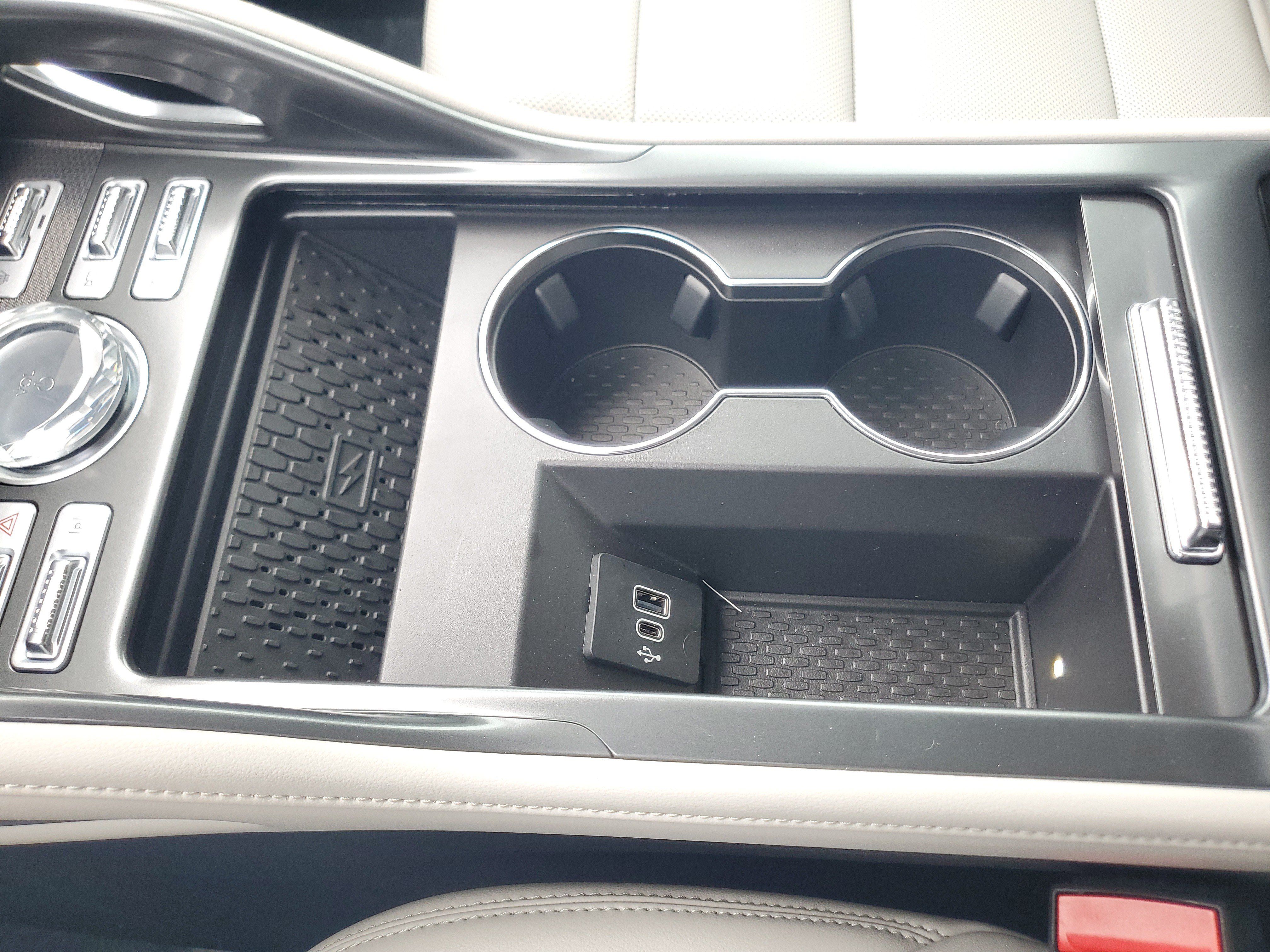 New 2026 Lincoln Nautilus Premier AWD/4WD image 26
