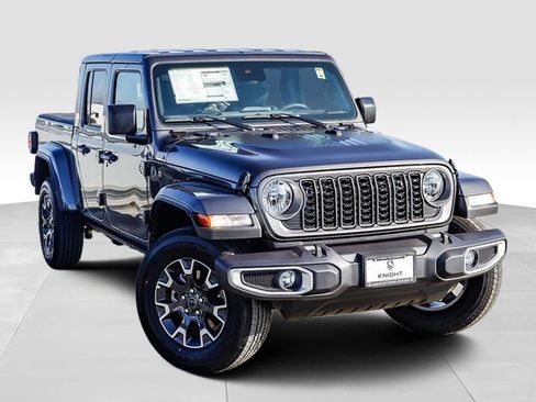 New 2025 Jeep Gladiator Sport w/ Premium Package image 2