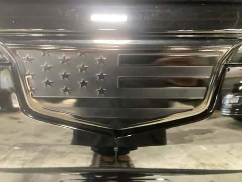 Used 2023 Cadillac Escalade ESV Sport w/ LPO, ONYX Package image 9