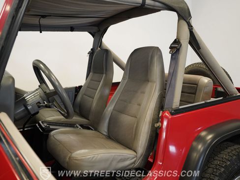 Used 1989 Jeep Wrangler 4WD image 38