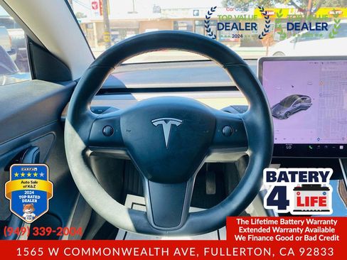 Used 2018 Tesla Model 3 Long Range AWD/4WD image 33