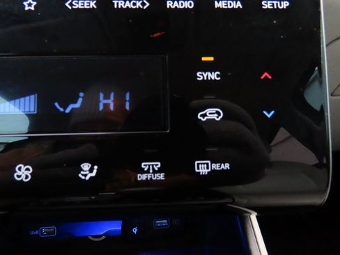 Used 2023 Hyundai Tucson Limited image 29