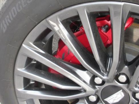 Used 2024 Cadillac Escalade ESV V w/ Heavy-Duty Trailer Package image 10