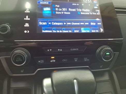 Used 2021 Honda CR-V Touring image 24