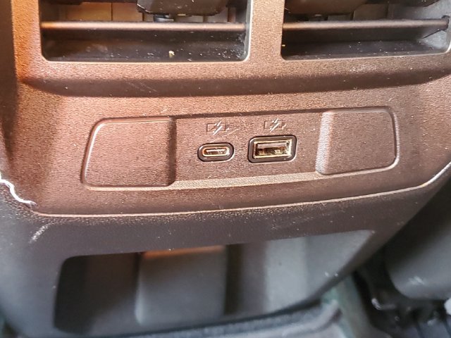 Certified 2023 GMC Canyon AT4 w/ AT4 Premium Package AWD/4WD image 10