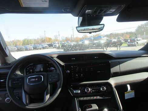 New 2026 GMC Sierra 1500 AT4 w/ AT4 Premium Package image 18