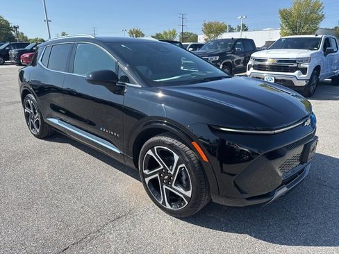 New 2025 Chevrolet Equinox EV LT w/ Convenience Package II image 8
