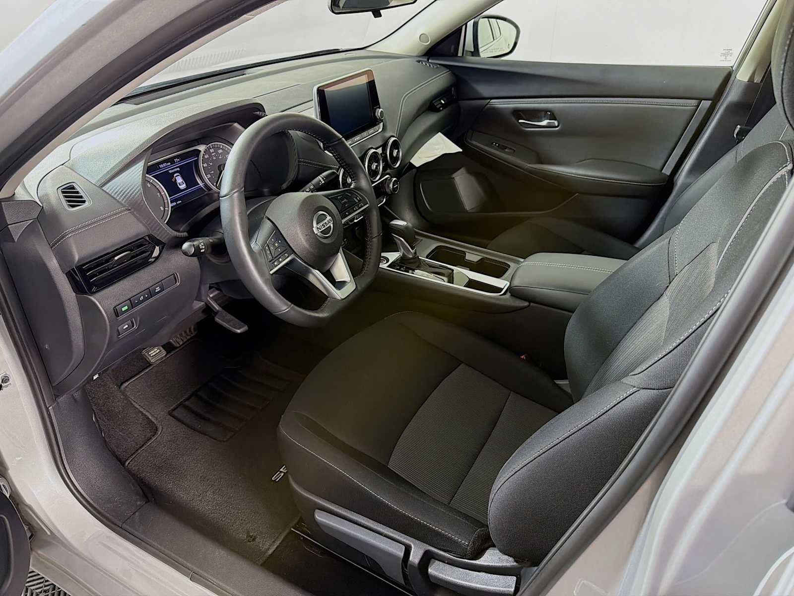 Used 2023 Nissan Sentra SV w/ All-Weather Package FWD image 7
