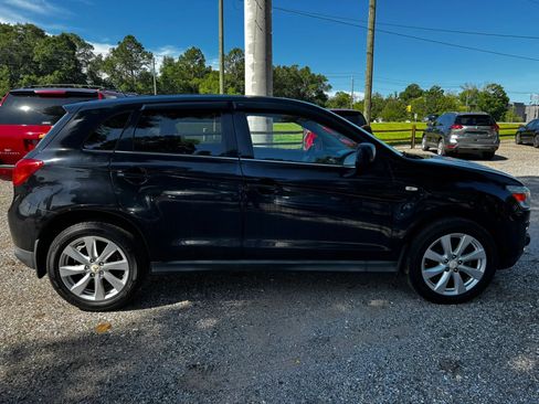 Used 2014 Mitsubishi Outlander Sport SE FWD image 8