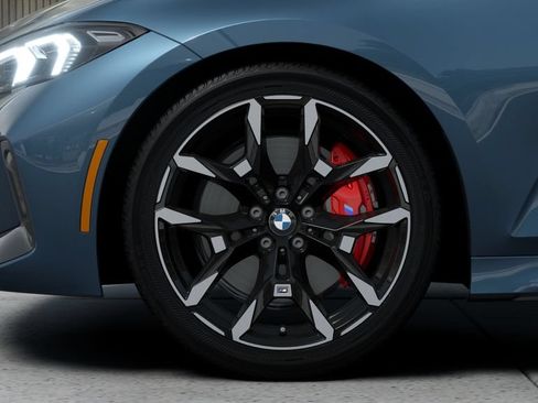 Used 2026 BMW 330i Sedan w/ M Sport Package RWD image 31
