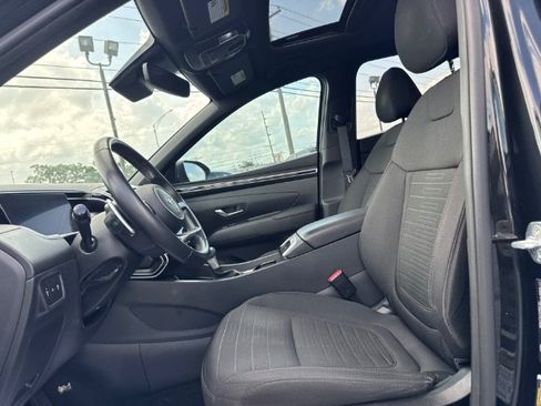 Used 2023 Hyundai Santa Cruz SEL Premium AWD/4WD image 19