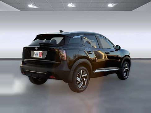 Certified 2026 Nissan Kicks SV w/ SV Premium Package FWD image 11