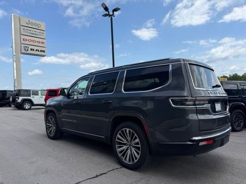 Used 2025 Jeep Grand Wagoneer 4WD image 5