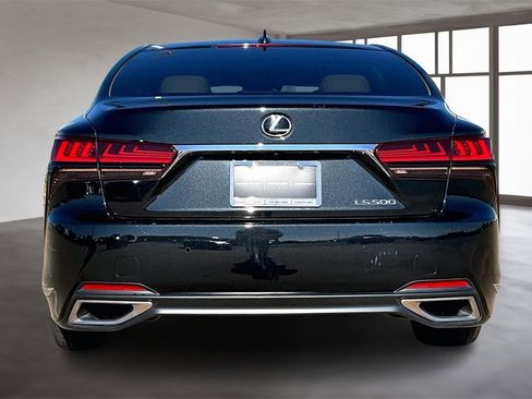 Used 2022 Lexus LS 500 image 4