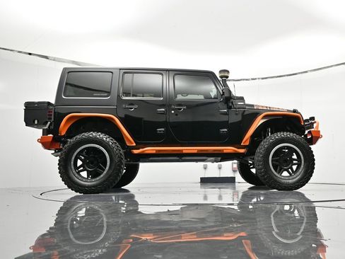 Used 2015 Jeep Wrangler Unlimited Sport w/ Connectivity Group image 42