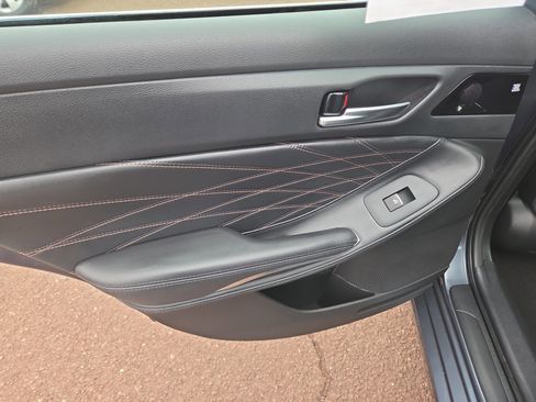 Certified 2022 Toyota Avalon Limited w/ Advanced Safety Package image 21