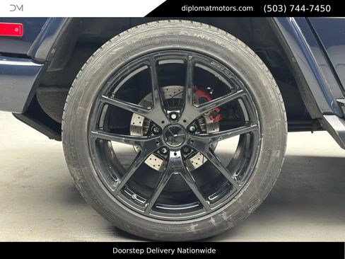 Used 2016 Mercedes-Benz G 65 AMG 4MATIC image 40